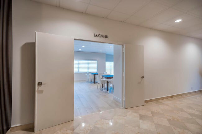 Building Photo - 4301 N Ocean Blvd