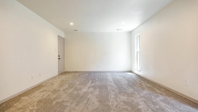 Building Photo - 2616 Ellis Ct