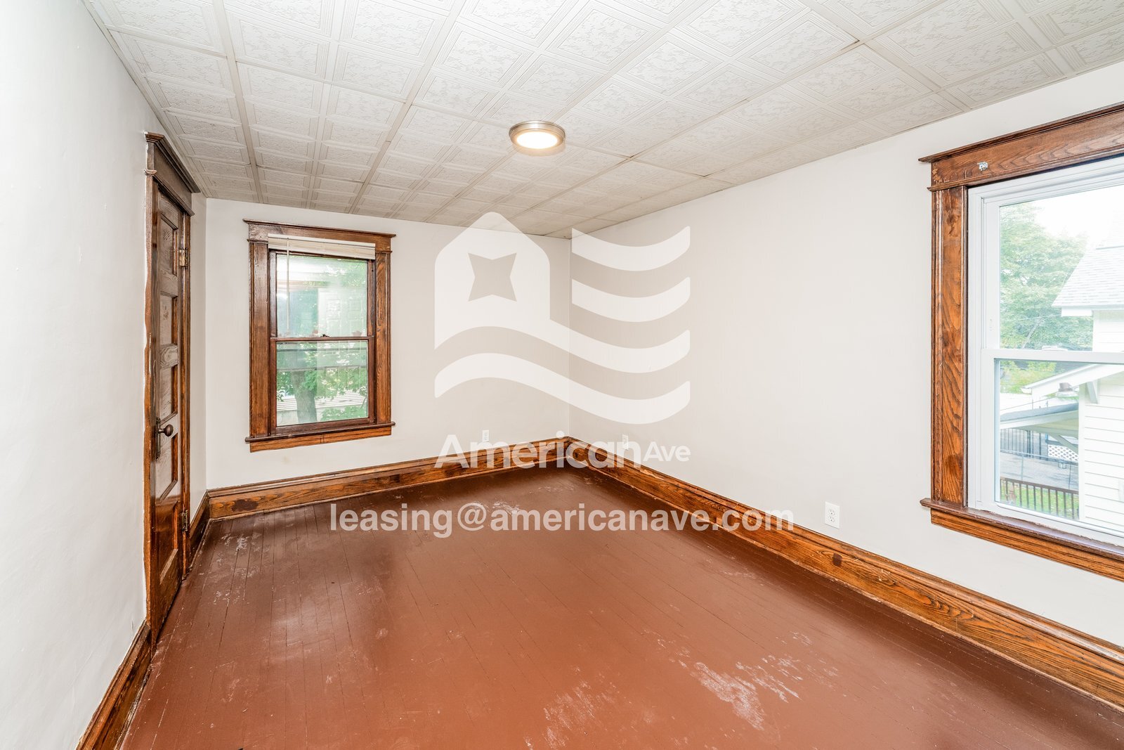 Building Photo - 40 Lux St