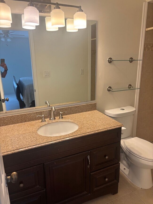 Building Photo - Now Renting! Condo located at Morningside Condos! Close to AU