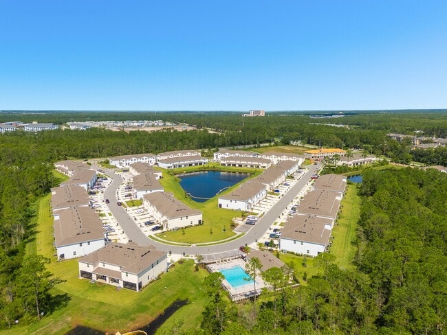 Building Photo - COMING SOON - 2023 Block Town-Home with Co...