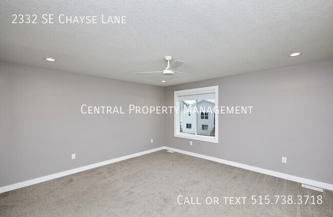 Building Photo - 2332 SE Chayse Ln