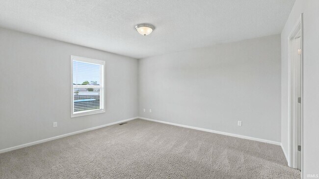Building Photo - 422 Heyford Ct