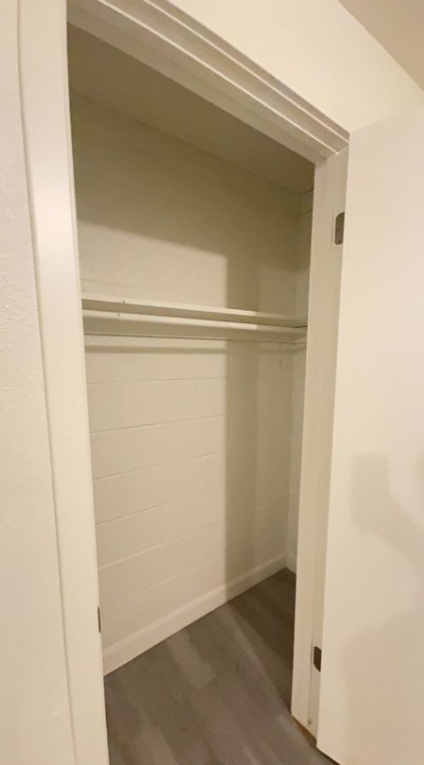 Building Photo - 363 N 800 W