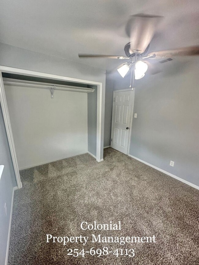 Building Photo - AVAILABLE NOW! 1/2 OFF 1st Month's RENT IF YOU MOVE IN DURING DECEMBER!!!