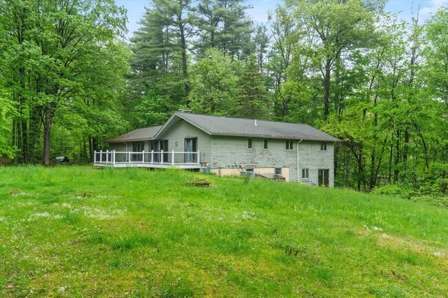 Building Photo - 71 Wheeler Rd