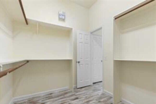 Building Photo - 6322 Bear Canyon Ct