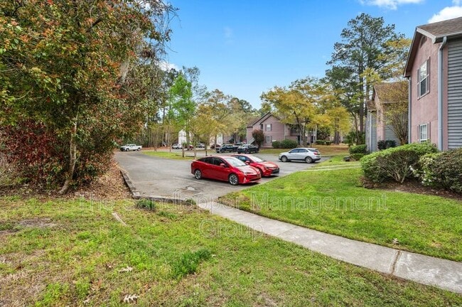 Building Photo - 7955 Timbercreek Ln
