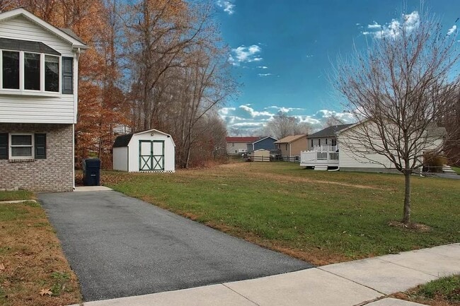 Building Photo - 35 Catalpa Dr