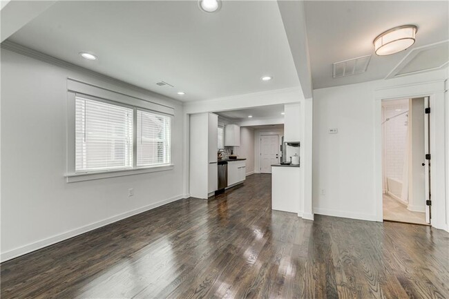 Building Photo - 456 Griffin St NW