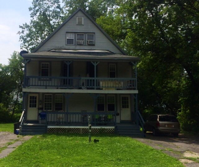 Primary Photo - 5 Livingston Ave