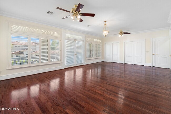 Building Photo - 5820 W Del Lago Cir