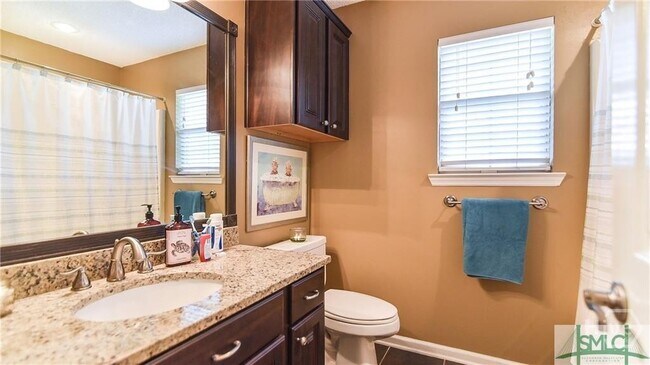 Building Photo - 135 Hermitage Dr