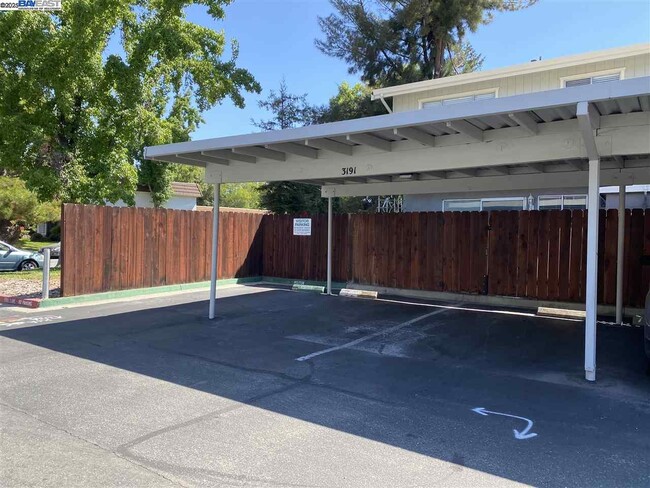 Building Photo - 3191 Washoe Way