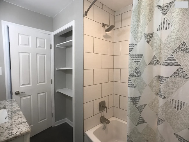 Building Photo - Newly renovated 3BR, 3.5 Bath Ranch with basement