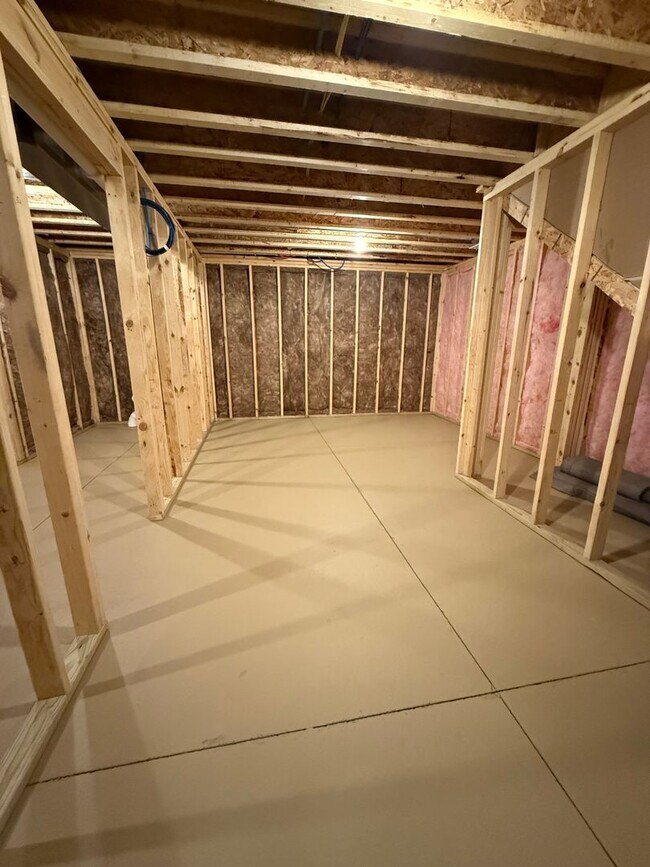 Building Photo - 8808 Daywood Ln
