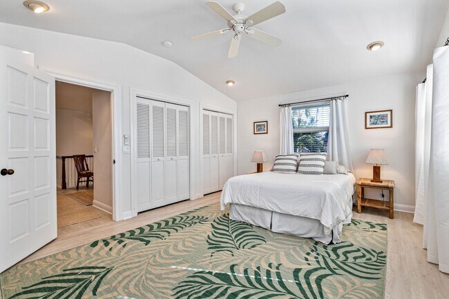 Building Photo - Hawaii Life Presents Modern Mokuleia Beachfront Luxury 4 bedroom 3 Bath