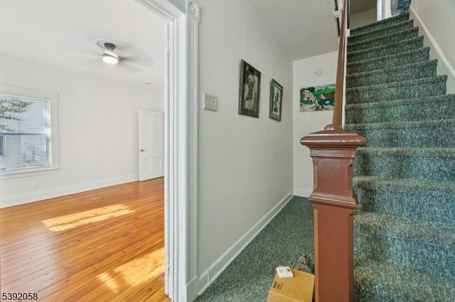 Building Photo - 74 Forest St