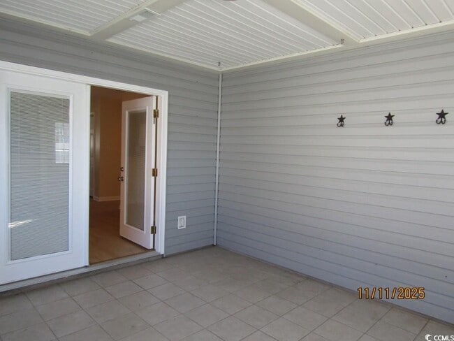 Building Photo - 132 Carolina Pointe Way