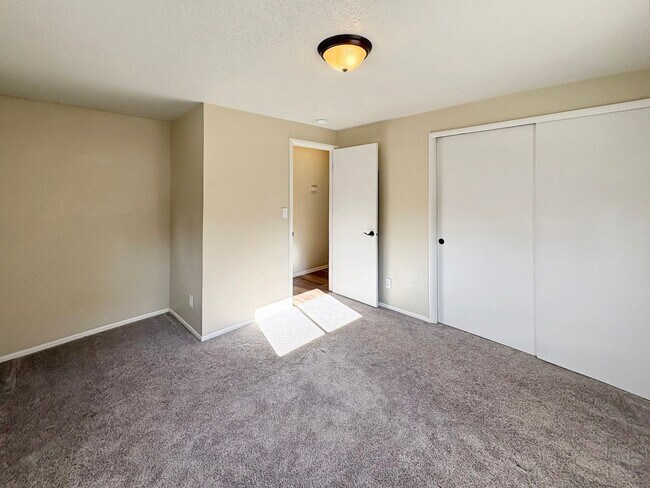 Building Photo - 3-Bedroom Boise Home with Outdoor Fireplace, Fenced Yard & LVP Flooring Near Downtown | $500 Off ...