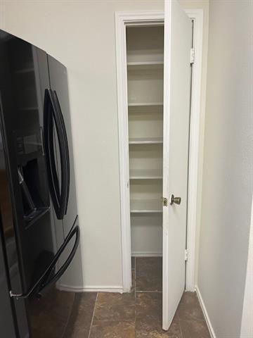 Building Photo - 2420 Dalewood Ln