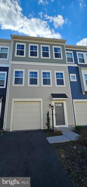 Building Photo - 126 Lindy Wy