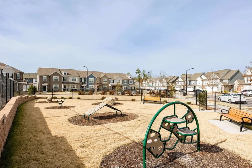 Building Photo - 60 Whitesell Way