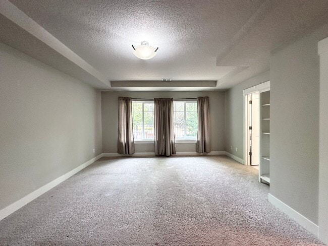 Building Photo - Beautiful Home in Desirable Monterey Estates – Happy Valley