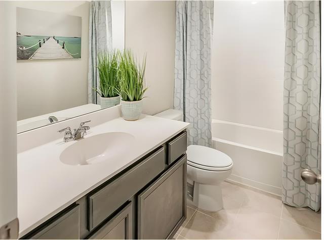 Building Photo - 1810 Aslynn Cir