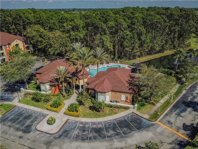 Building Photo - Beautiful 1/1 Condo x Rent @ The Crest at Waterford Lakes Close to UCF and Valencia College !!!