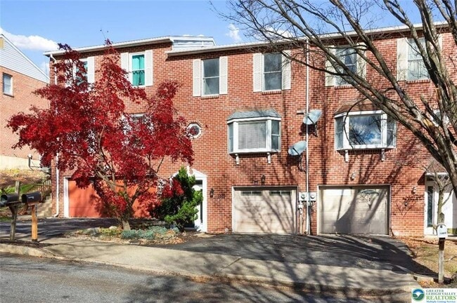 Building Photo - 1885 Redwood Dr