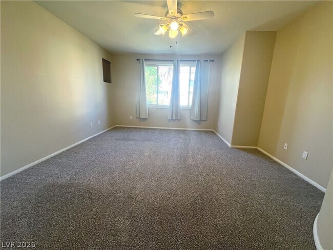 Building Photo - 1809 Snow Spring Ln