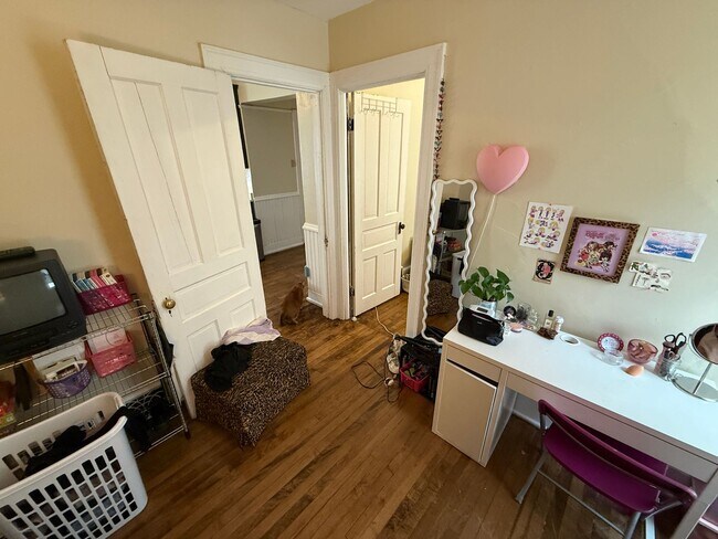 Building Photo - 2768-70 N. Booth St.