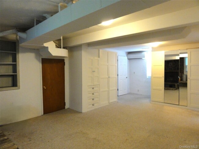 Building Photo - 17 N 1st St