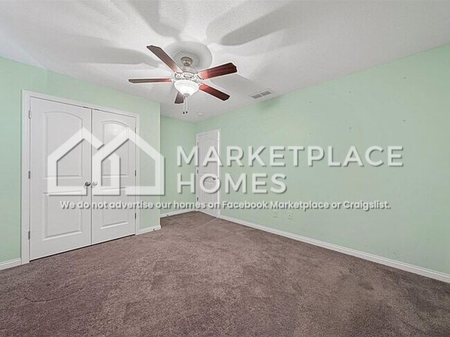 Building Photo - 554 Vining Ln