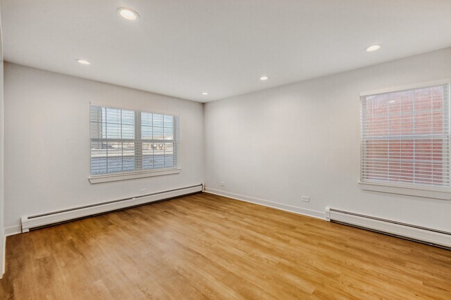 Building Photo - 785 Pershing Ave