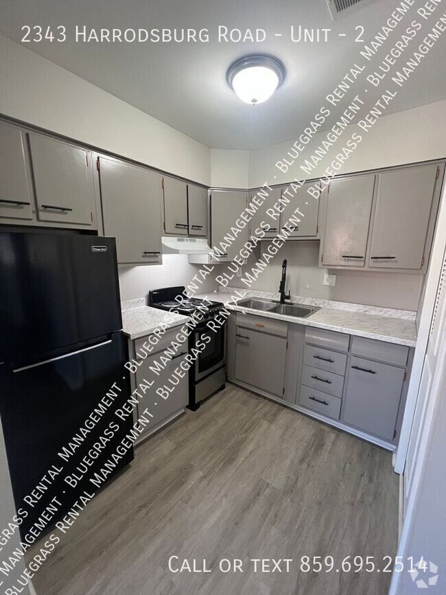 Building Photo - Beautiful, Spacious One Bedroom in an A Lo...