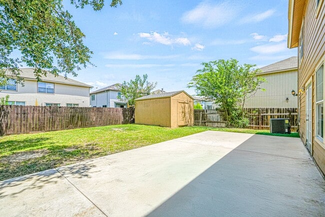 Building Photo - Four Bedroom Rental in Bridgewood!