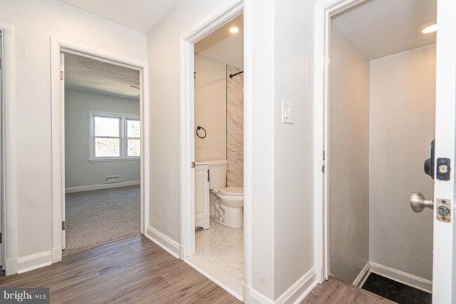 Building Photo - 620 Harwood Ave