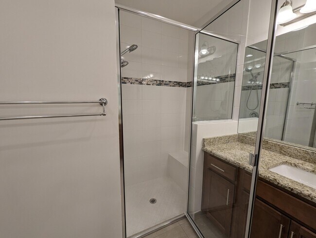 Building Photo - 13541 SW Oceanus Blvd