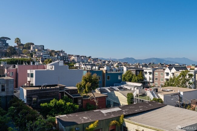 Building Photo - 600 Chestnut St