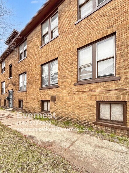 Building Photo - 5440 Milford St