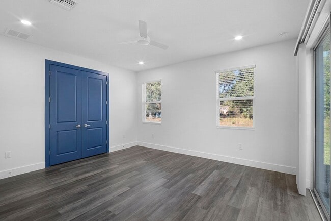 Building Photo - Luxury New construction 3 bedroom 2 baths located in North Port