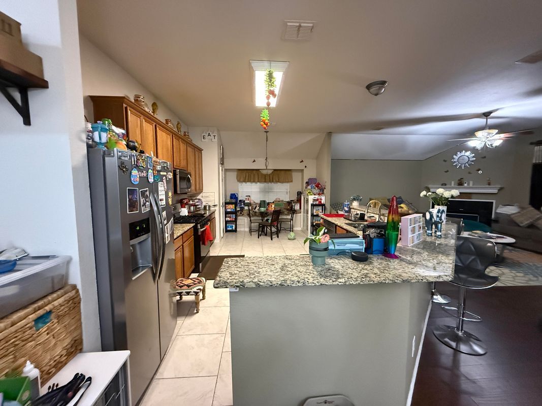 Building Photo - 1619 Mineral Springs Dr