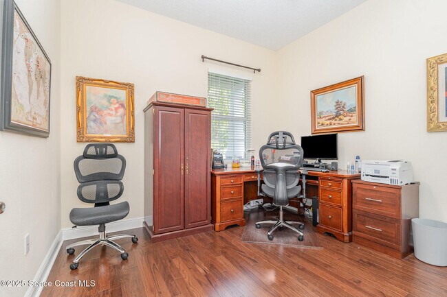 Building Photo - 2829 Avalonia Dr