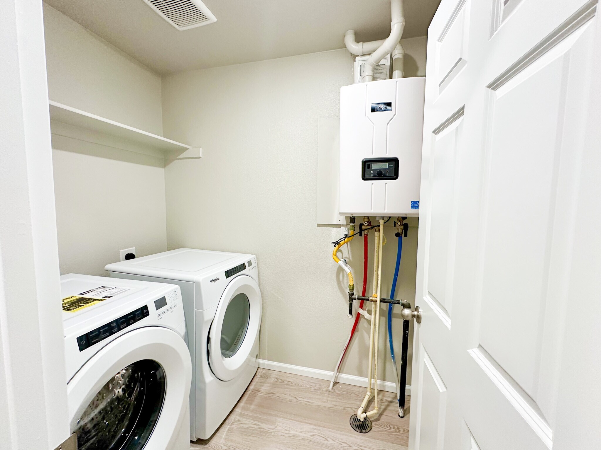 Building Photo - 13866 Vispo Way