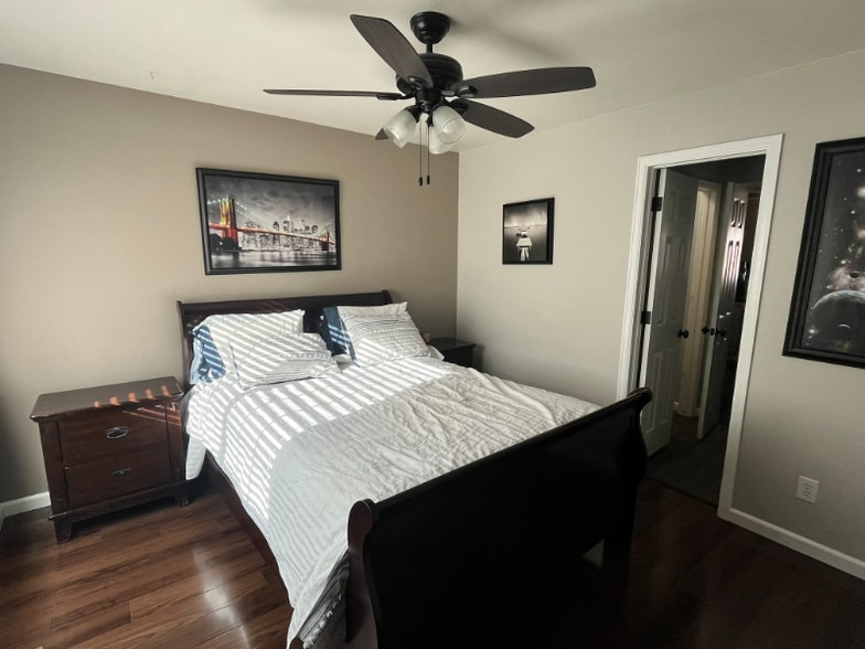 Building Photo - 3165 E 134th Cir