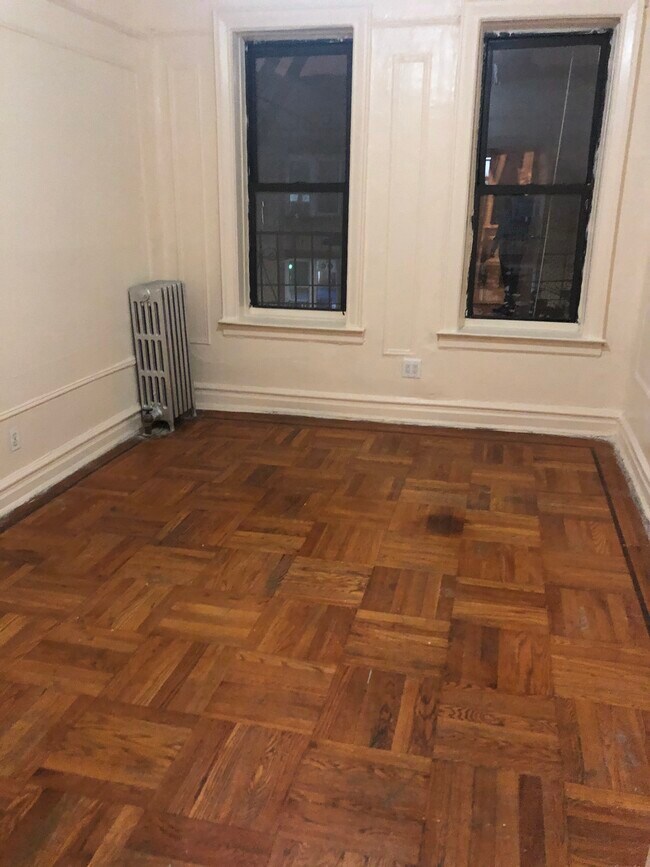 Building Photo - 4823 8th Ave