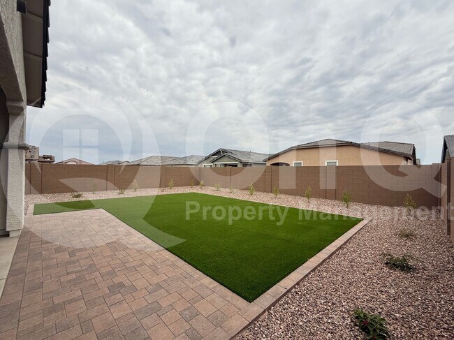 Building Photo - 20900 S 231st Way