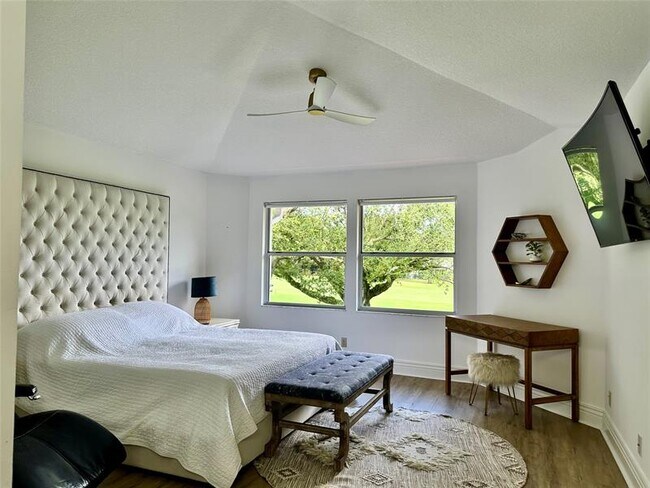 Building Photo - 2295 NW 53rd St